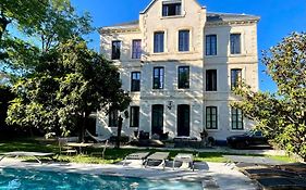 Demeure Saint Louis Historic Manor, Air-Conditioned, Free Private Parking, City 700M, Wifi, View